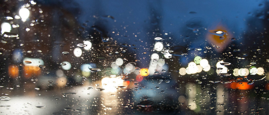 driving in the rain at night