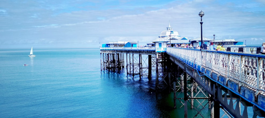 Llandudno pier by Amit Jagnade